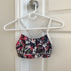 NWOT Lululemon sports bra